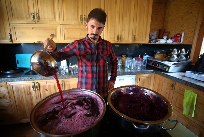 Oğuz boylarının adını verdiği 24 çadırdan oluşan kamp alanı kurdu