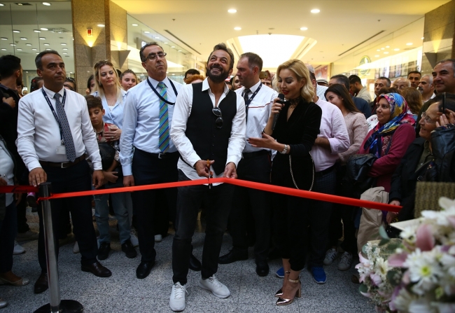 Ankara'da Sadri Alışık ve Çolpan İlhan sergisi açıldı