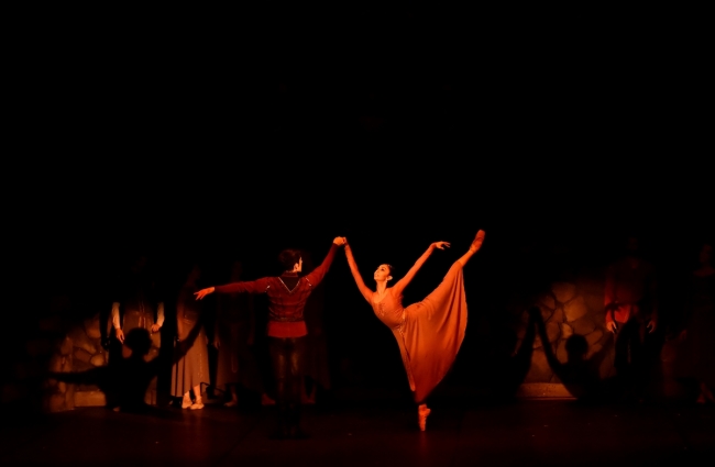 Mersin'de "Hamlet" balesi sahneledi