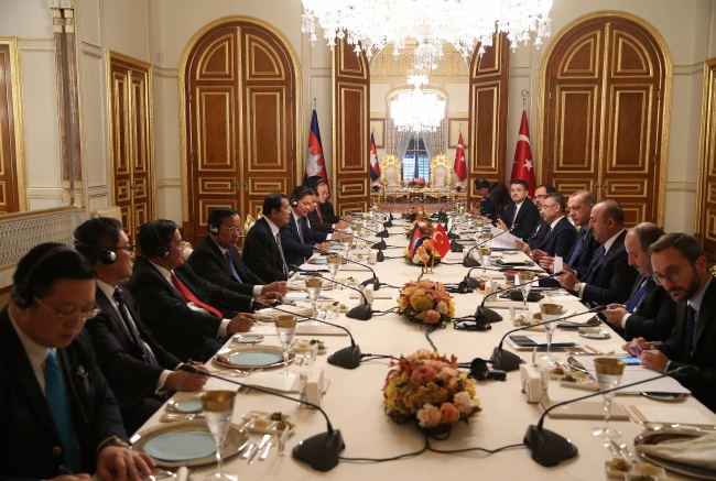 Cumhurbaşkanı Erdoğan Kamboçya Başbakanı Hun Sen'i kabul etti