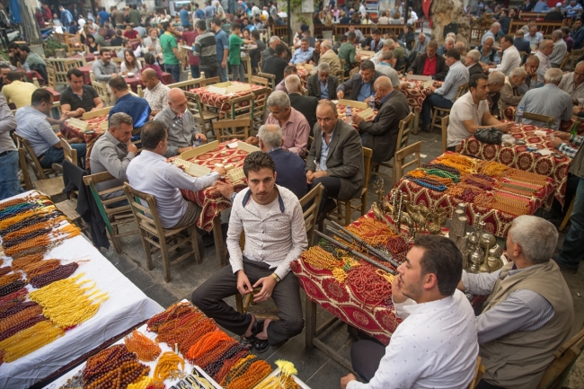 Osmanlı döneminden kalan "Gümrük Hanı" ticari canlılığını koruyor