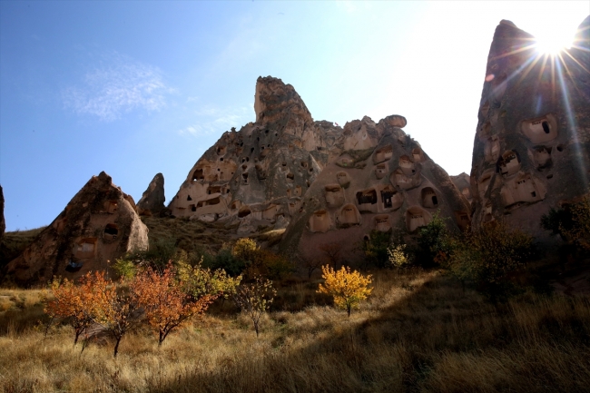 Sonbahar renkleri Kapadokya'da görsel şölen oluşturdu