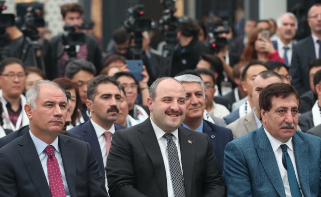 Bakan Varank: Sanayimiz finansal saldırılara rağmen büyümeye devam ediyor