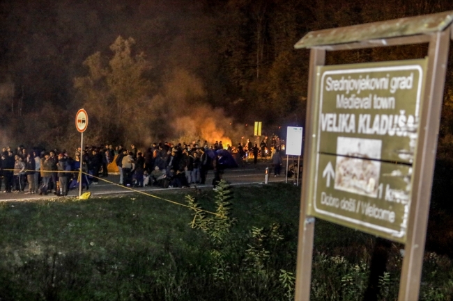 Sığınmacıların AB kapısında bekleyişi sürüyor