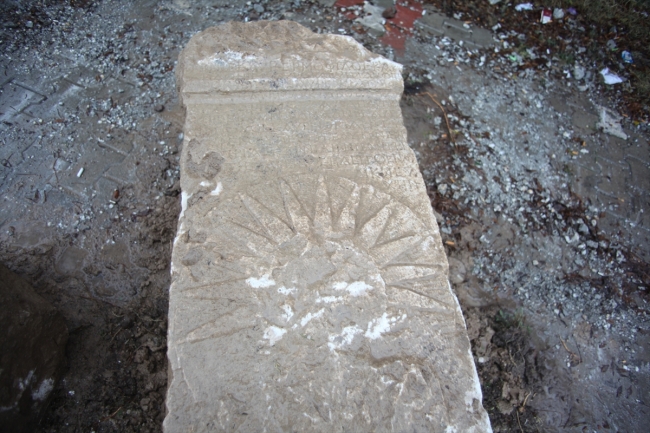 Kütahya'da Antik Çağ'a ait iki taş sütun bulundu