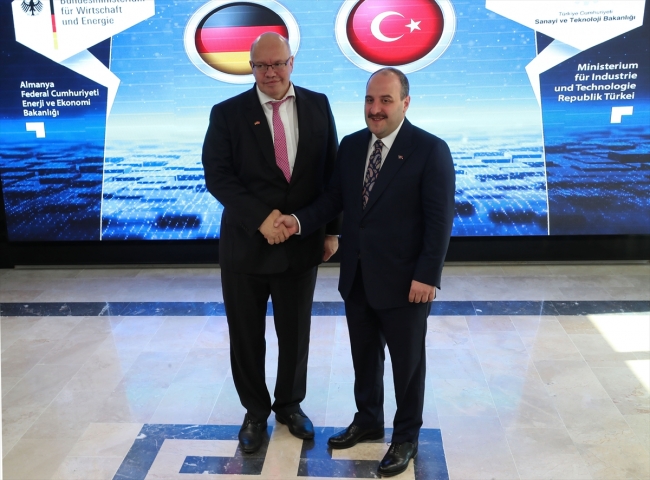 Bakan Varank: Yeni iş birliği alanları geliştirmek istiyoruz