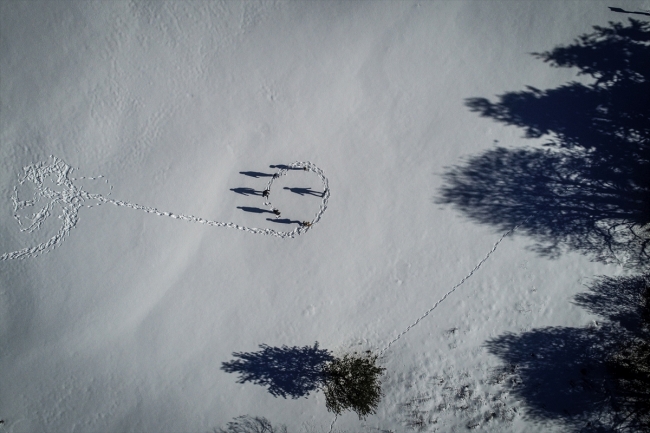 Uludağ'da iki mevsim bir arada yaşanıyor