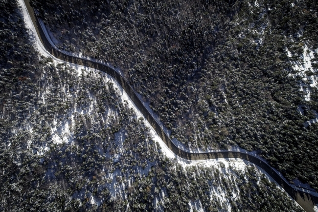 Uludağ'da iki mevsim bir arada yaşanıyor