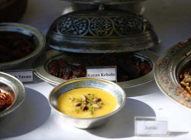 Şanlıurfa'da 120 yöresel lezzet turistlerin beğenisine sunuldu