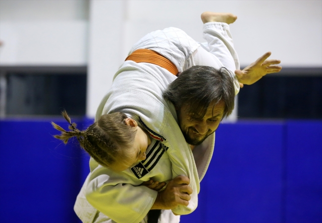 "Judogiller" olarak bilinen çift sporu sevdiriyor