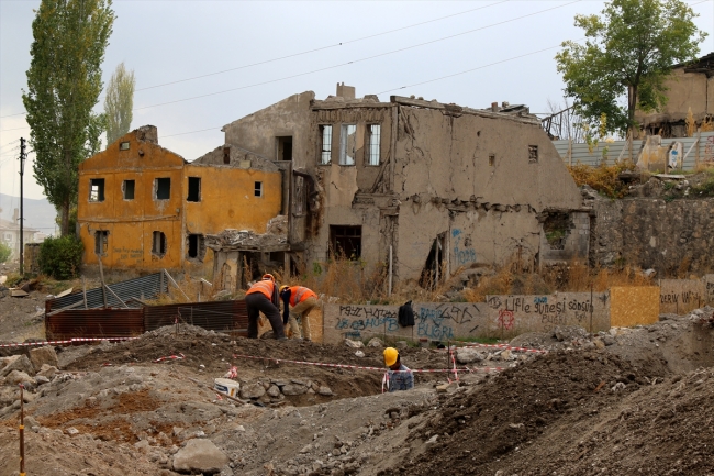 Tarihi Sivas Kalesi açık hava platosuna dönüştürülüyor