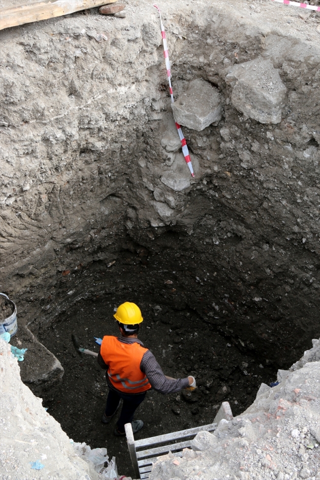 Tarihi Sivas Kalesi açık hava platosuna dönüştürülüyor