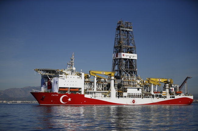 Milli sondaj gemisi "Fatih" Akdeniz'de ilk sondajına başlıyor