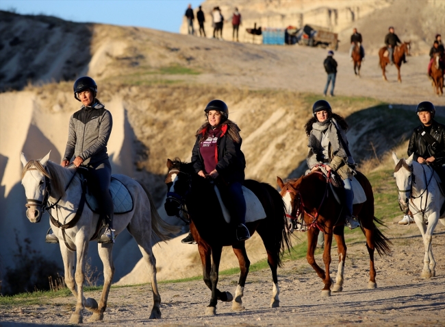 Kapadokya'yı temmuz ayında 393 bin 728 turist gezdi