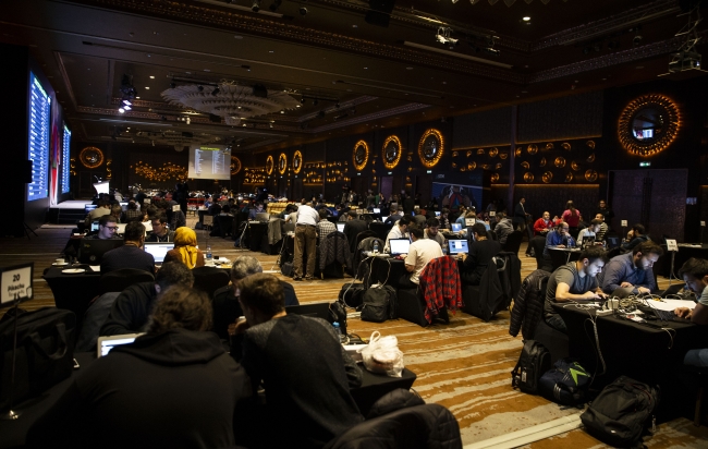 "Beyaz şapkalı hacker"lar yarıştı