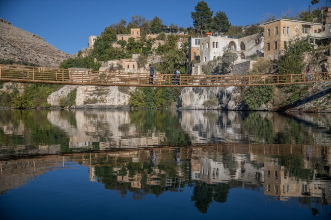 Tarihi taş evleriyle öne çıkan Halfeti'de sonbahar