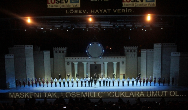 Anadolu Ateşi'nden Lösemili çocuklara "maskeli" destek