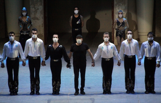 Anadolu Ateşi'nden Lösemili çocuklara "maskeli" destek