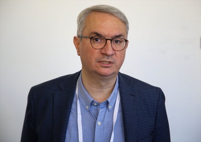 Antalya'da yapılan karaciğer nakli 18 ülkede canlı izlendi