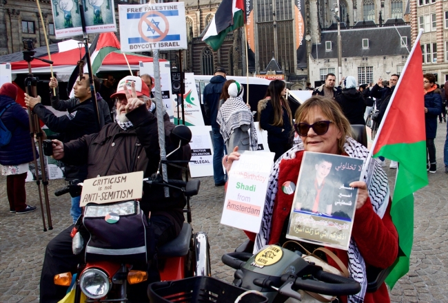 Hollanda'da Filistin gösterisinde İsrail taraftarından provokasyon