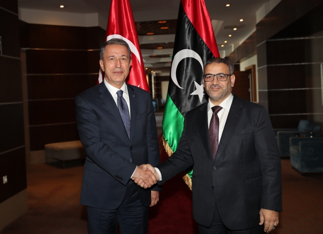 Milli Savunma Bakanı Hulusi Akar Libya'da