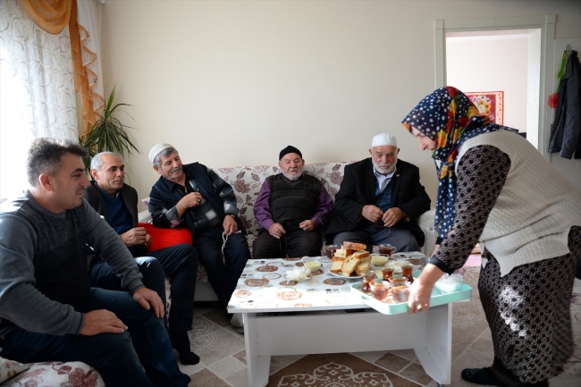 Ana vatanlarına kavuşan Ahıska Türkleri mutlu