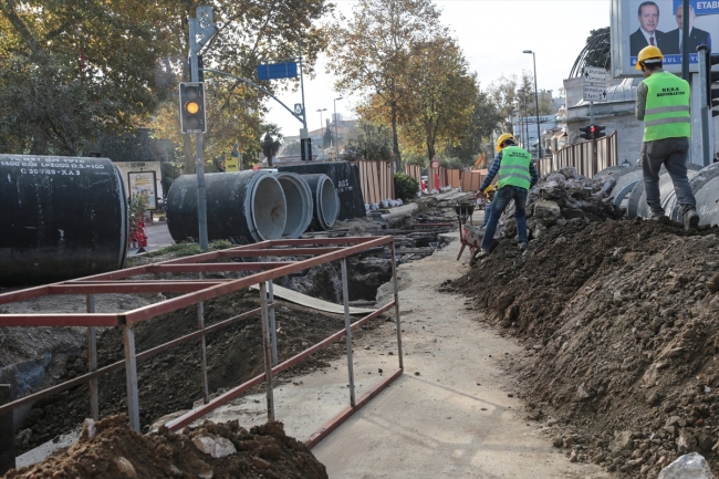 Üsküdar'da kanal çalışması sırasında tarihi kalıntılar bulundu