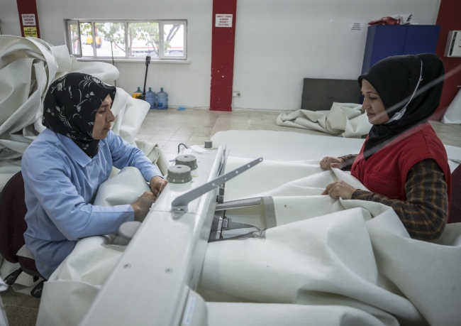 Türk Kızılayından ihtiyaç sahiplerine çadır desteği