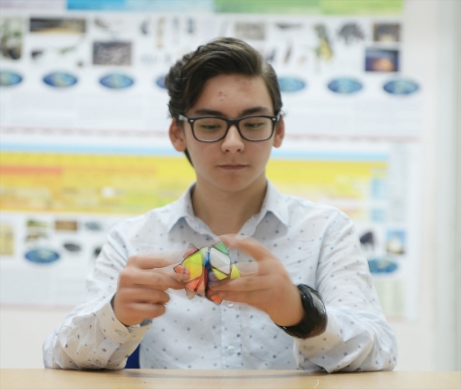 Zeka küpünde dünyanın en hızlısı olmak istiyor