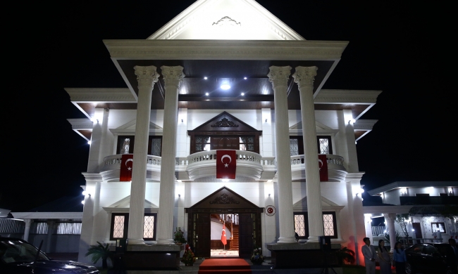 Dışişleri Bakanı Çavuşoğlu Laos’taki Türk Büyükelçiliğini açtı
