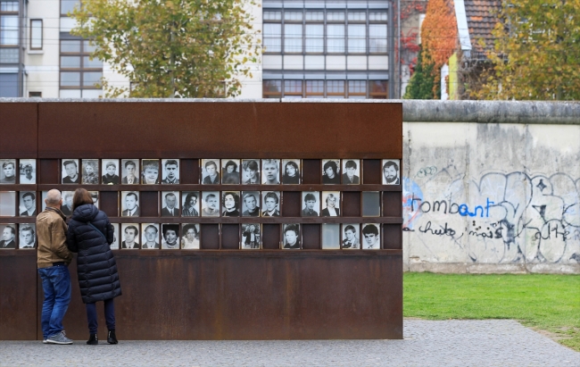 Demir Perde'nin sonu: Berlin Duvarı'nın yıkılışı
