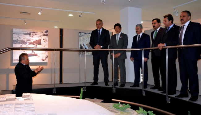 Bakan Ersoy: Asya'da en büyük hedefimiz Japon turistlerimizi geri getirmek