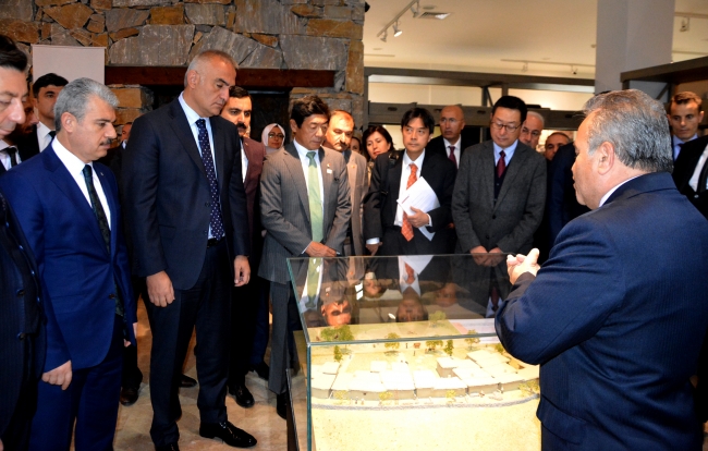 Bakan Ersoy: Asya'da en büyük hedefimiz Japon turistlerimizi geri getirmek