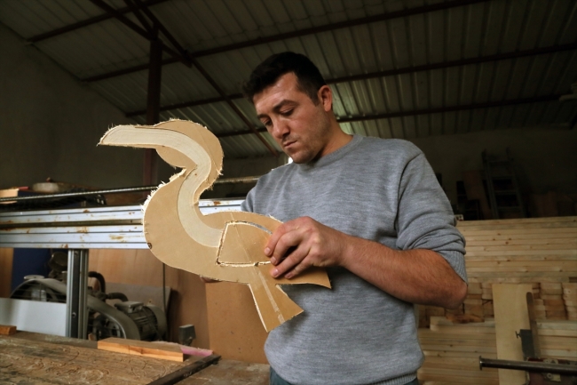 Kuş Cenneti'nin kuşlarından ilham aldı, oyuncak kumbara tasarladı