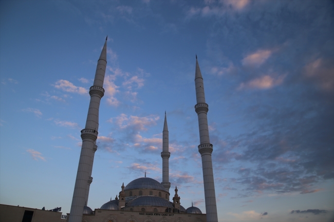 Şanlıurfa'da camilerin estetiği nahit taşıyla korunacak