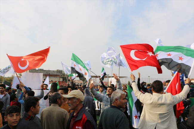 Suriyelilerden terör örgütü YPG/PKK'ya protesto