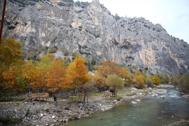 Doğu Akdeniz'de sonbahar renkleri