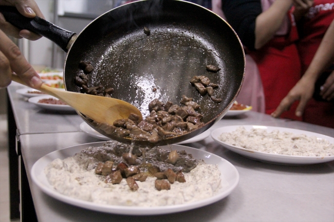 Hatay'ın yöresel lezzetleri yeni yetişen şeflerle yaşatılacak