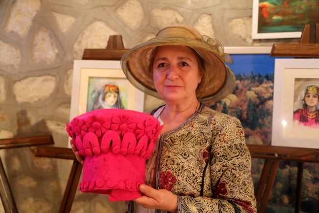 2 bin 300 yıllık şapkalar yeniden tasarlanıyor