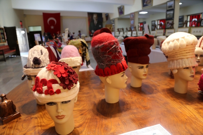 2 bin 300 yıllık şapkalar yeniden tasarlanıyor