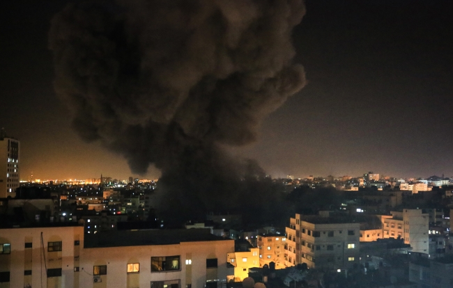 İsrail Gazze'ye saldırdı: 6 bina kullanılamaz hale geldi