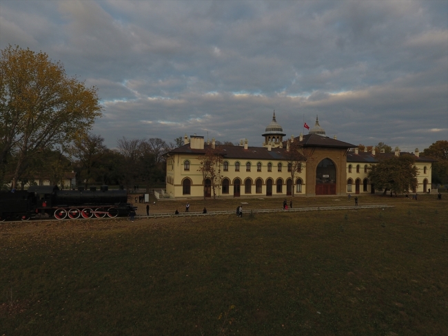 Edirne'de doğa sonbahar renkleriyle bezendi