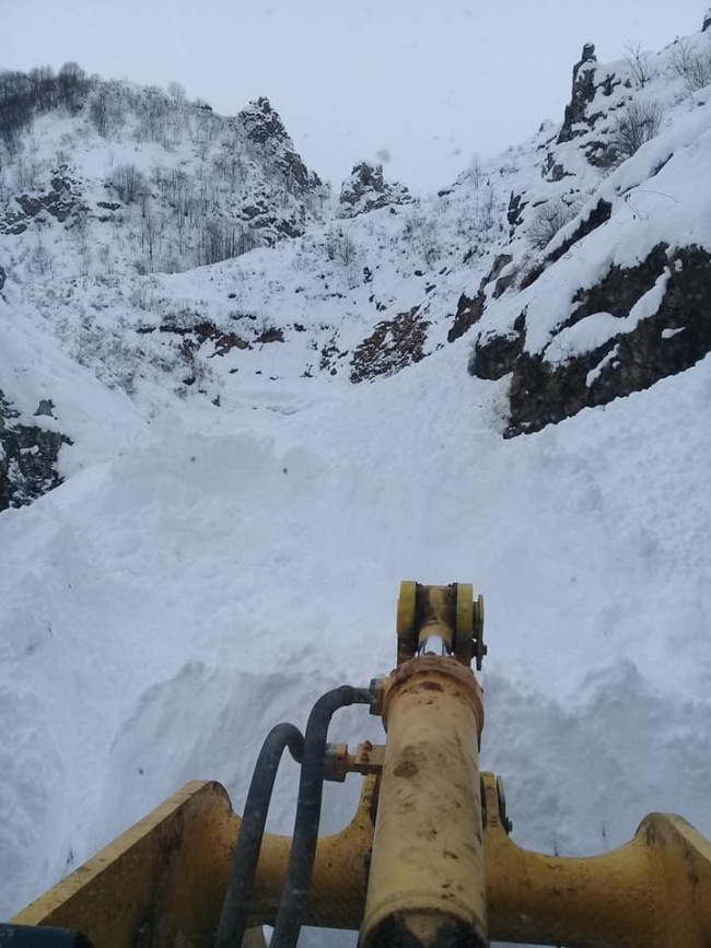 Trabzon'da yaylalarda mahsur kalan kişiler kurtarıldı