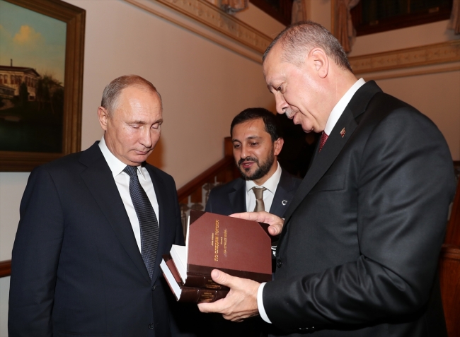 Cumhurbaşkanı Erdoğan Putin ile görüştü