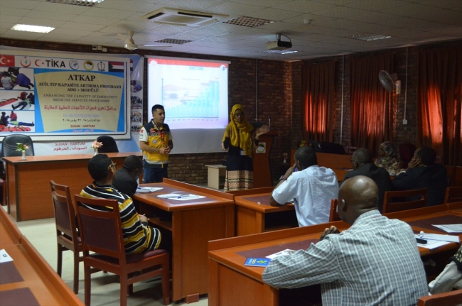 TİKA'nın yetiştirdiği 28 Sudanlı sağlık personeli göreve başladı