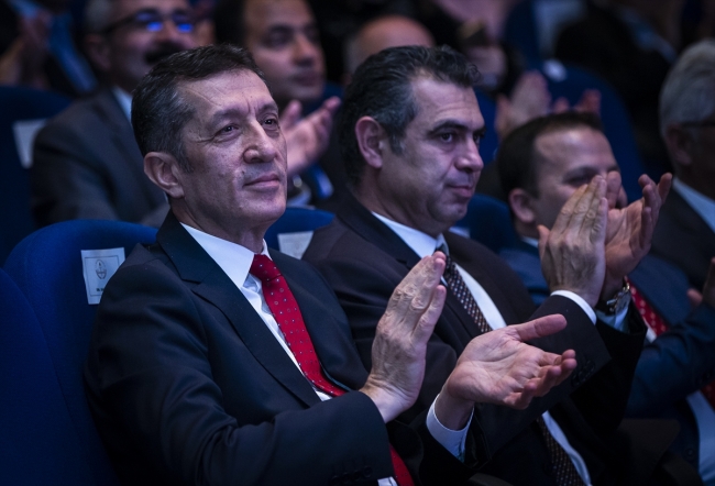 Bakan Selçuk "Öğretmenler Günü Konseri"ne katıldı