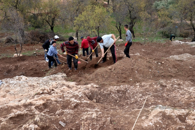 Roma dönemi kaya mezarları tarihe ışık tutulacak