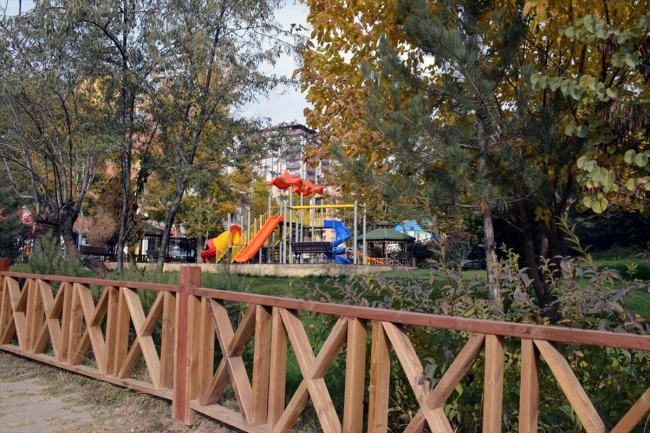 Tunceli'de çocuklar parklarla sevindi