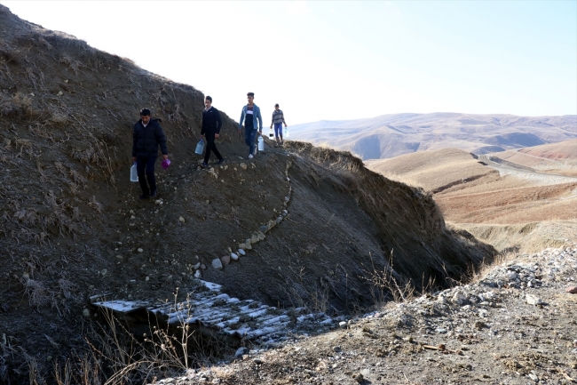 Tuz ihtiyaçlarını kuyudan karşılıyorlar
