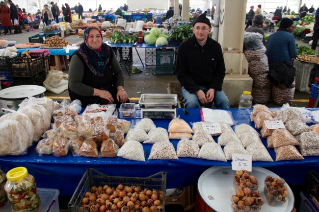 Bursa'da yetişmeyen ürünleri köylü pazarında satmak yasak